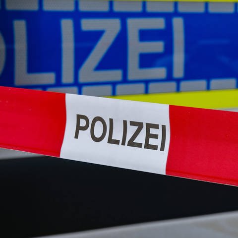 Die Polizei hat einen Mann nach einem mutmaßlichen, versuchten Tötungsdelikt in Karlsruhe festgenommen. (Foto: IMAGO, Michael Gstettenbauer (Symbolbild))